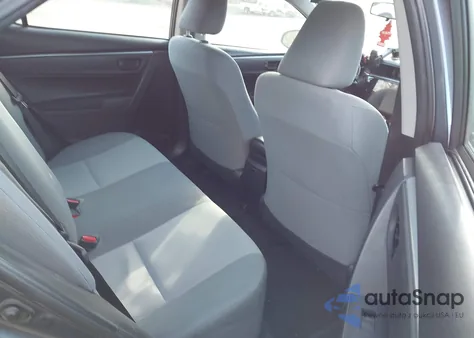 2015 Toyota Corolla L z USA, uszkodzony, nr VIN 2T1BURHE8FC299933